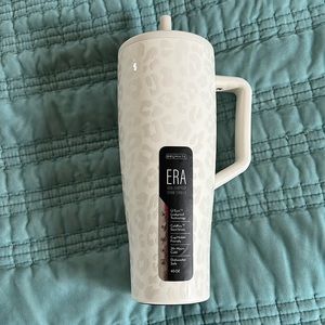 BrüMate limestone leopard 40oz Era NWT 🤍